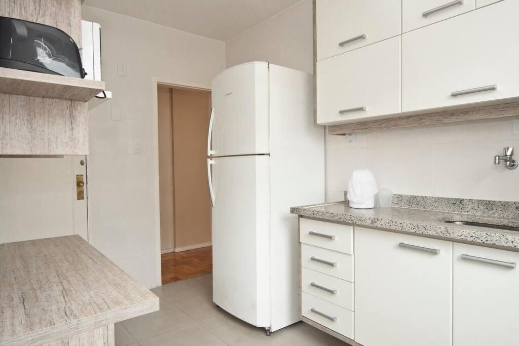 Excelente Leblon 3 Quartos, 2 Quadras Da Apartamento *